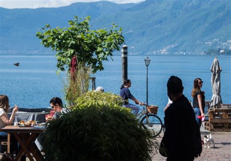 ospiti louis vuitton isola bella|La sfilata di Louis Vuitton all'Isola Bella sul Lago Maggiore. FOTO.